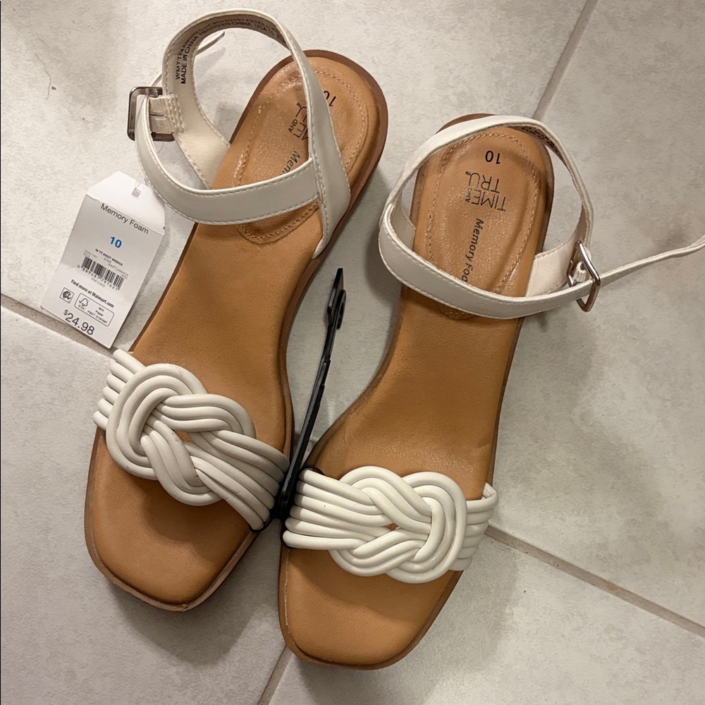 Time and Tru Women's Cream Knot Sandals